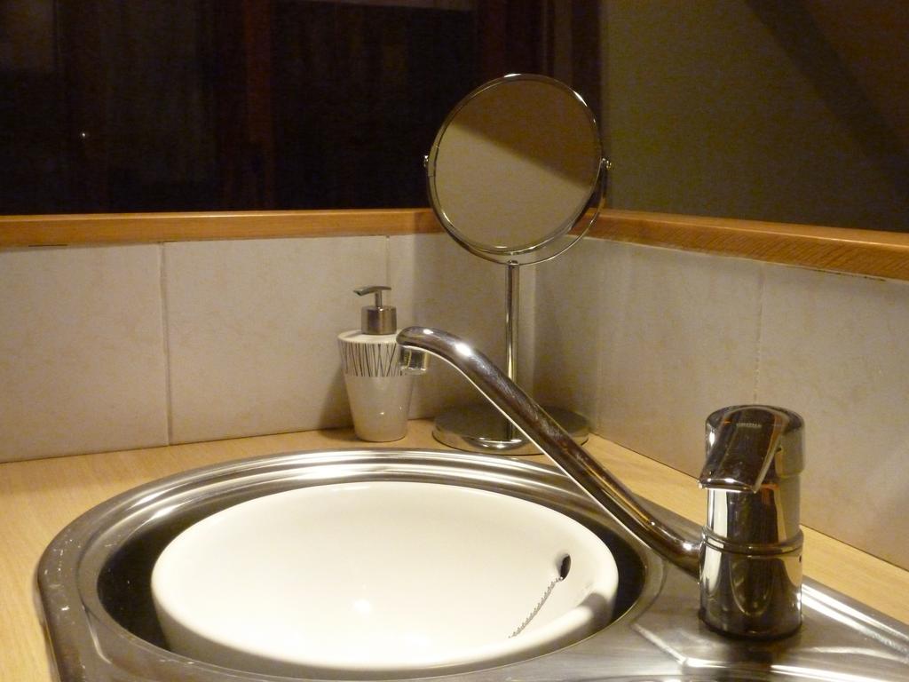 Nieuwkerke Guesthouse Kolibriehuys חדר תמונה